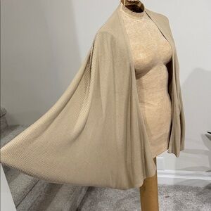 Lululemon Knit Shall